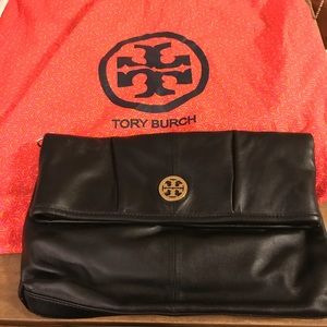 NWOT Tory Burch leather clutch